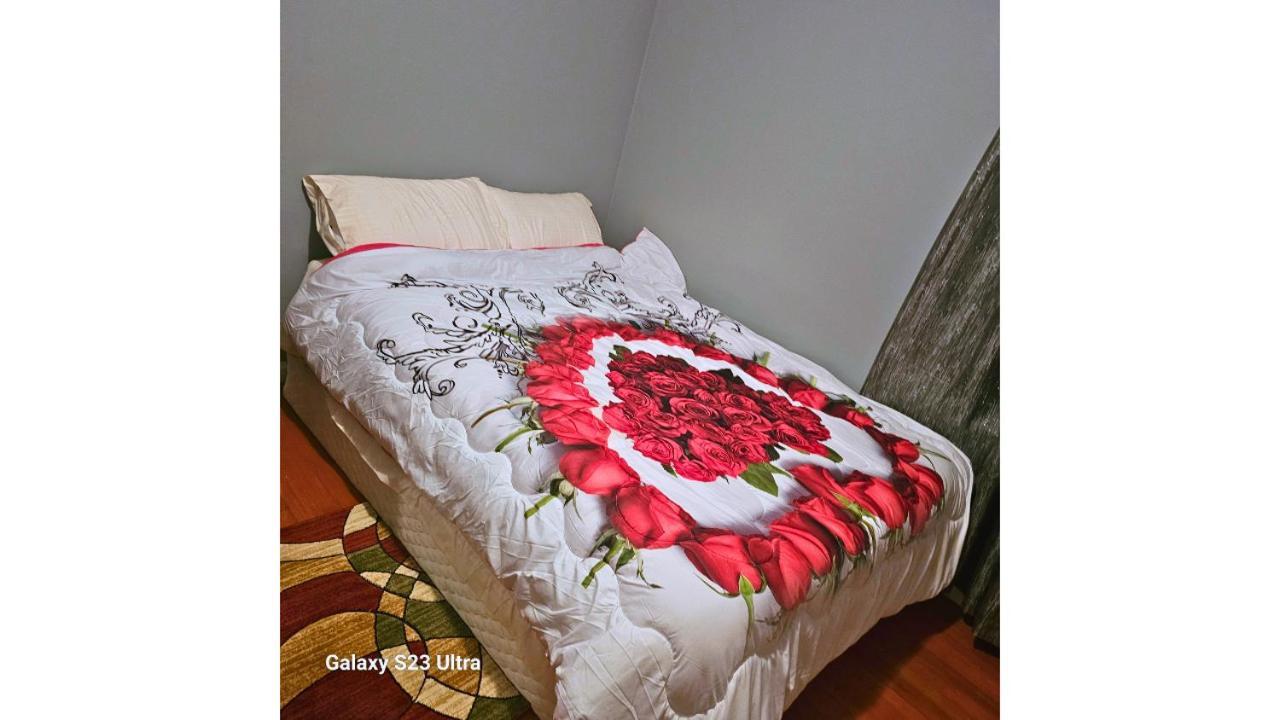 Divine Guest House Room D. 6Mins Near Ewr Newark Airport, 4Mins To Penn Station / Prudential エクステリア 写真