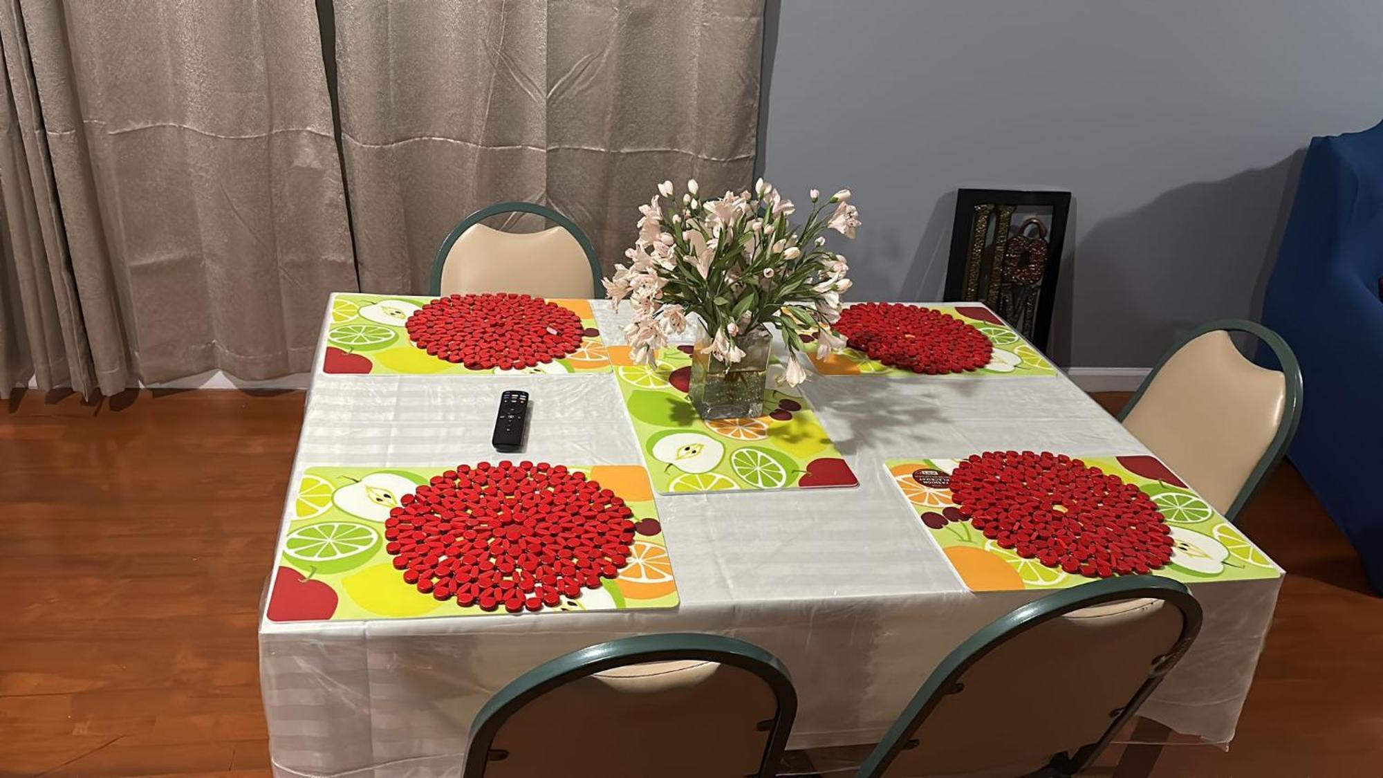 Divine Guest House Room D. 6Mins Near Ewr Newark Airport, 4Mins To Penn Station / Prudential エクステリア 写真